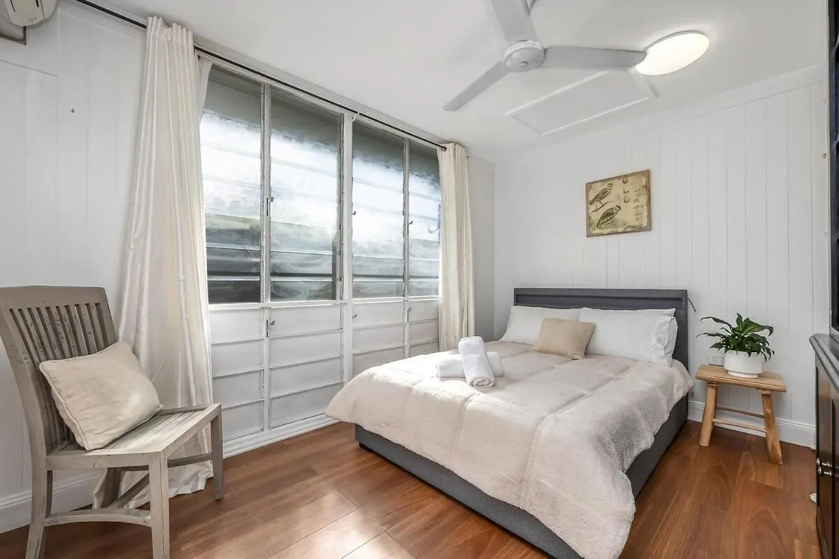 Walk To Pallarenda Beach A Dream Escape In Sallows Street 0*,